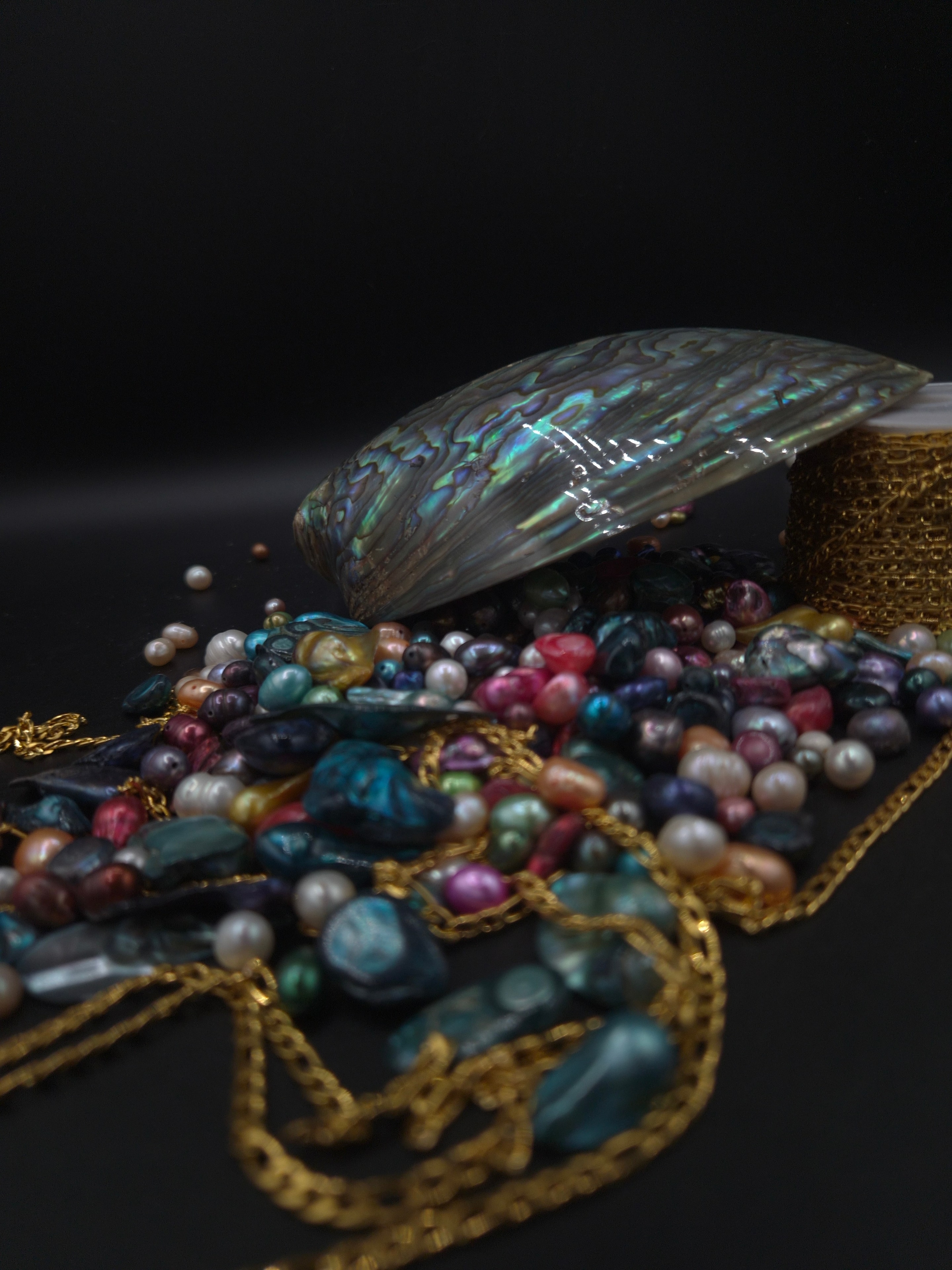 Artisan jewelry crafting