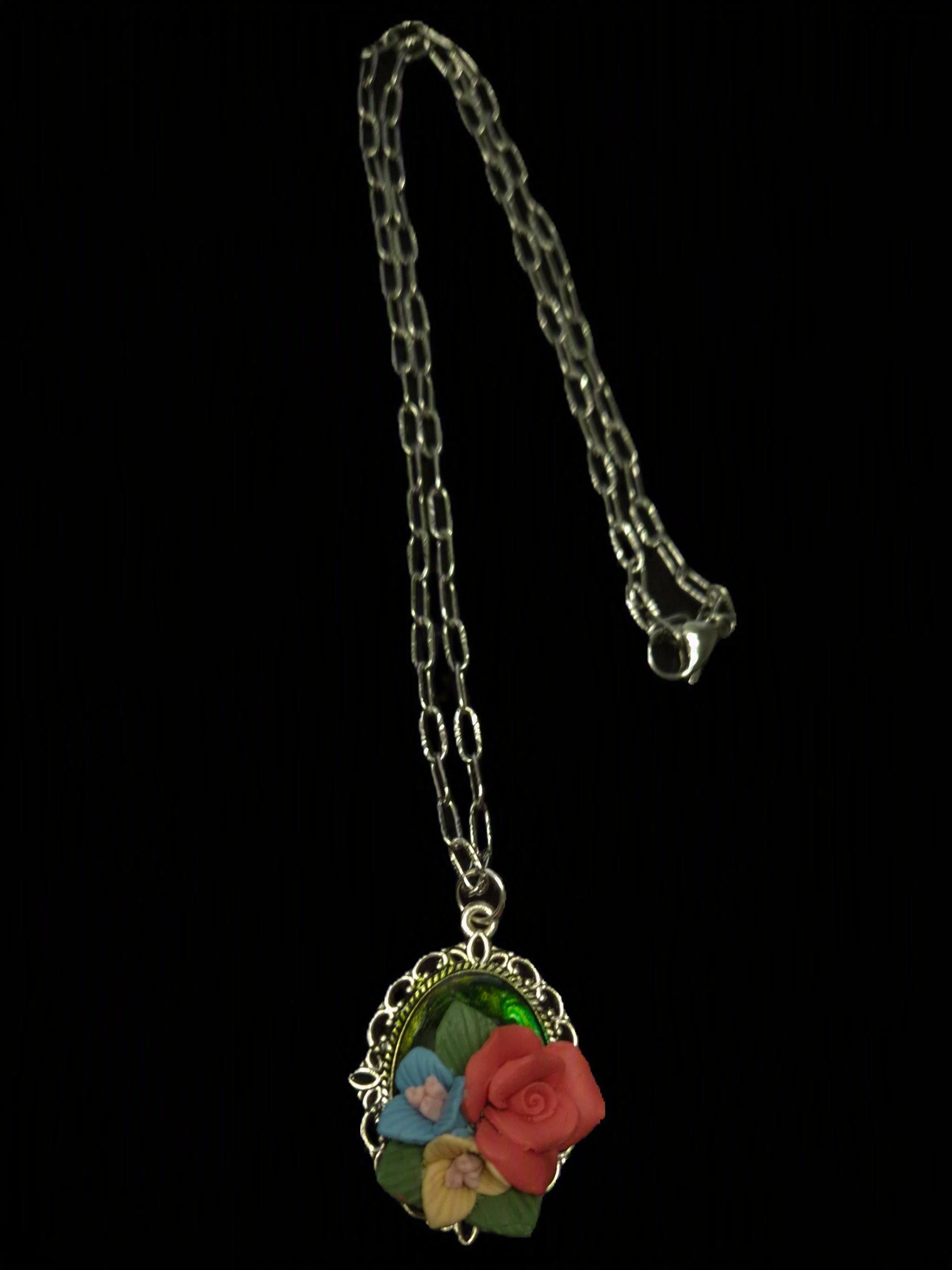 Red Rose Pendant Necklace For Women Floral Rose Jewelry Gift