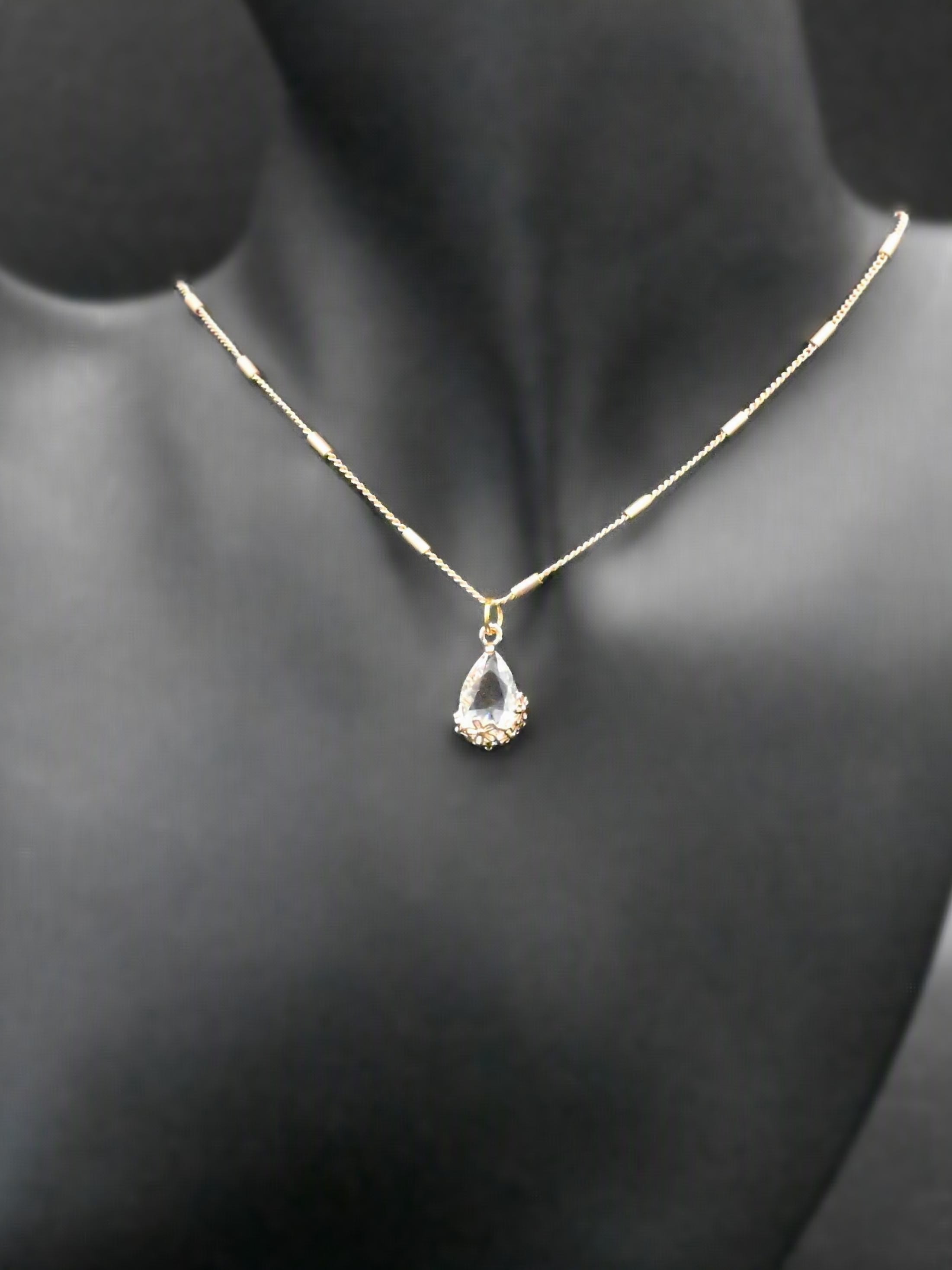 Flower Teardrop Necklace With Crystal Pendant For Women