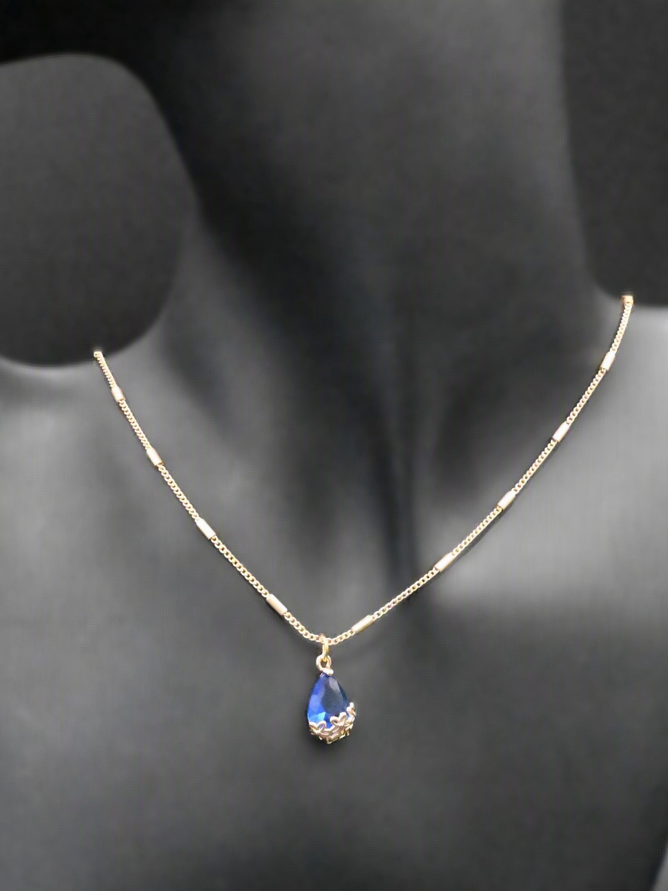 Flower Teardrop Necklace With Crystal Pendant For Women