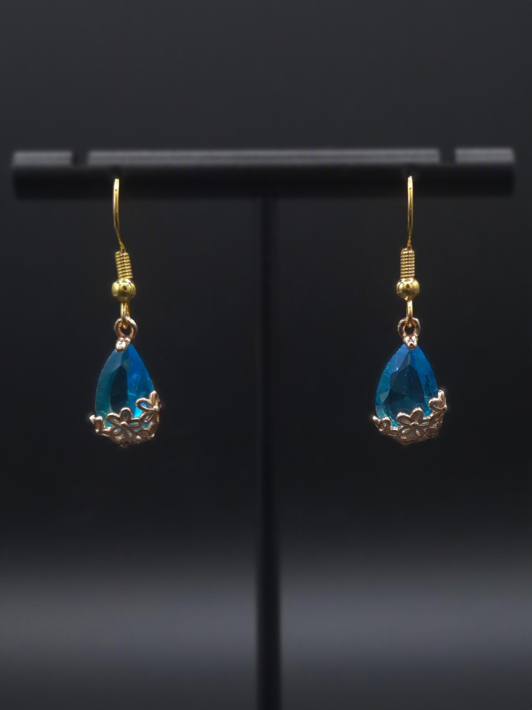 Delicate Flower Earrings for Women Elegant Floral Jewelry Collection