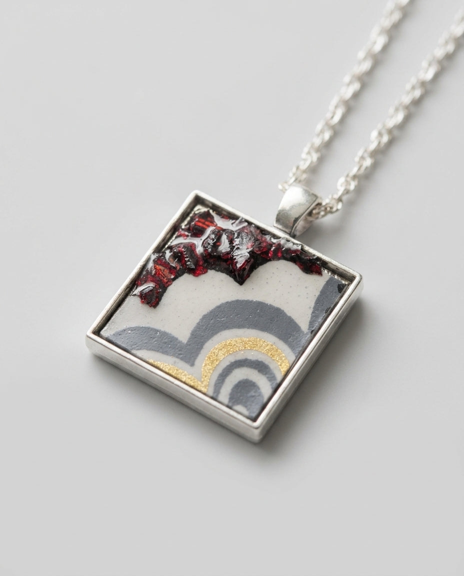 Pendant Necklace — Craftsmanship Close-up | Generated by Modelize